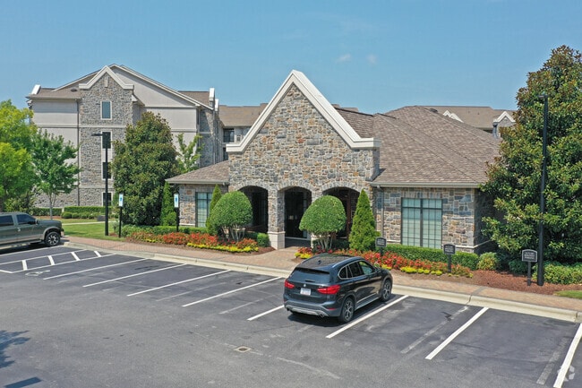 Photo - Heights Lasalle Apartments