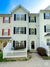 Building Photo - 1632 Briarview Ct