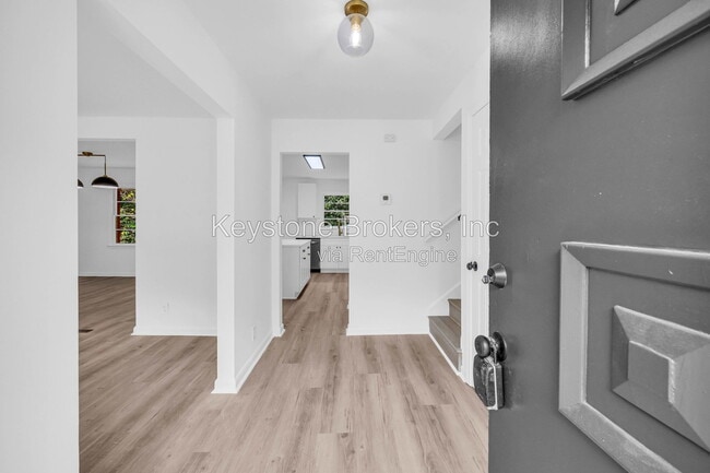 Photo - 2678 Rainbow Forest Drive Apartment