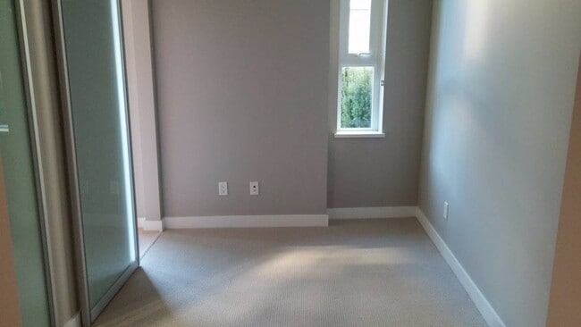 Building Photo - 4539 Cambie St