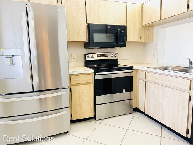 Building Photo - 2 br, 2 bath House - 2024 Blue Hawk Ct UNI...