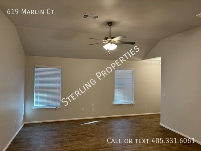 Building Photo - 619 Marlin Ct