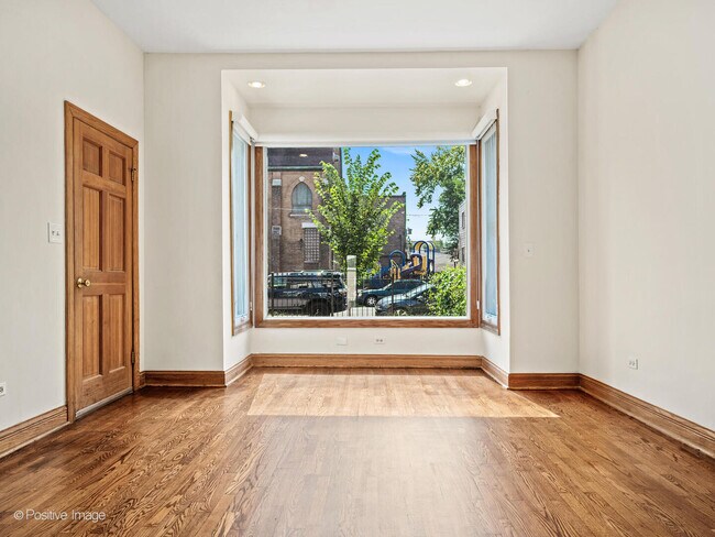 Building Photo - 2908 W McLean Ave