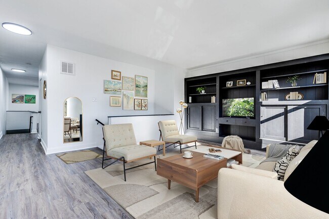 Photo - 2439 Arlington Ave Apartment