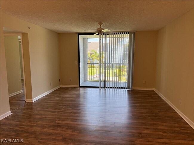 Foto del edificio - 13621 Eagle Ridge Dr