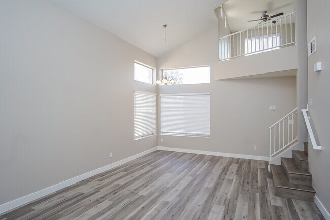 Building Photo - 4926 Rancho Domingo Ct