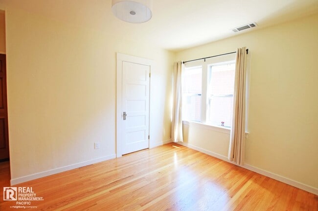 Foto del edificio - Cozy 3 Bedroom Near 4th Street - Ready to move in!