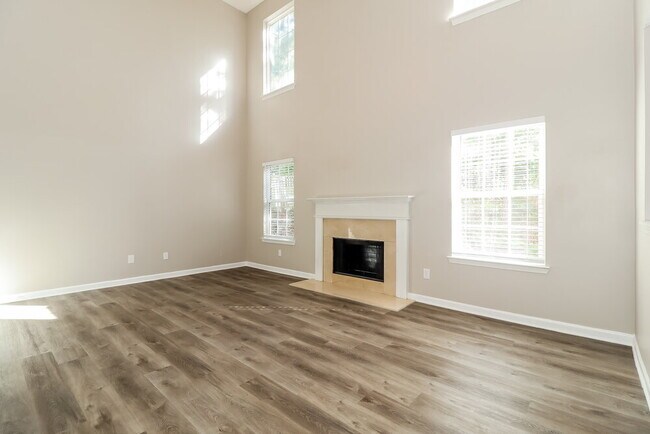 Building Photo - 7023 Red Maple Ln