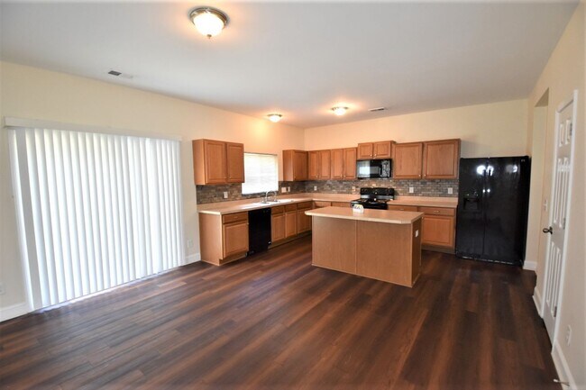 Building Photo - 1225 Jade Glen Dr