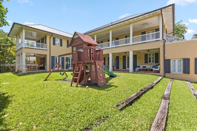 Foto del edificio - 685 Harbor Ln