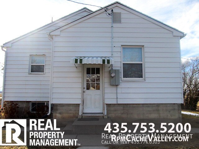 Building Photo - 1095 E 13000 N