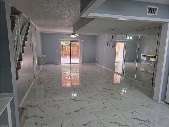 Foto del edificio - 11703 Wesson Cir W