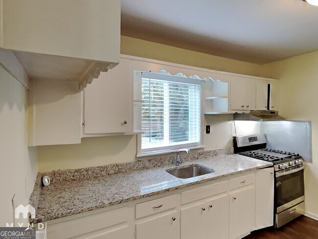 Foto del edificio - 742 Quaker St SW