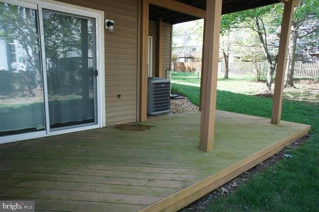 Building Photo - 7755 Black Horse Ct