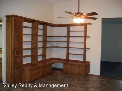 Building Photo - 4 br, 2 bath House - 1412 Heather Way