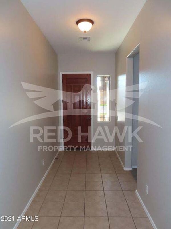 Foto del edificio - 15422 W Montecito Ave