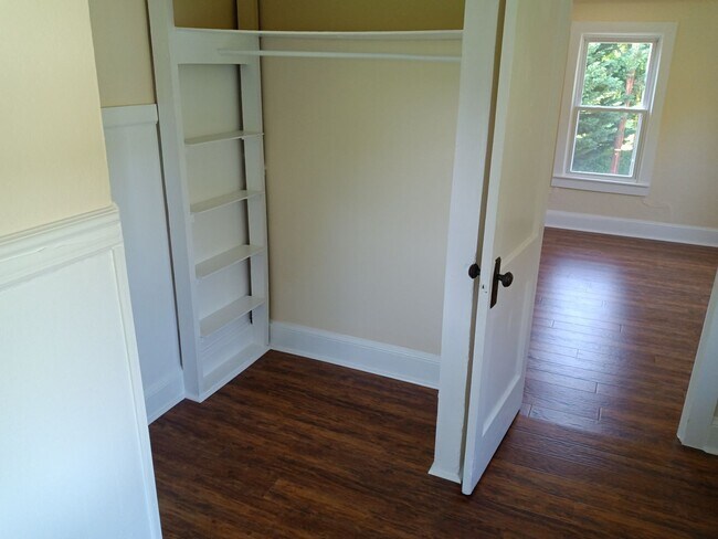 Foto del edificio - 1 Bedroom/1 Bath Apt near ETSU   Johnson C...