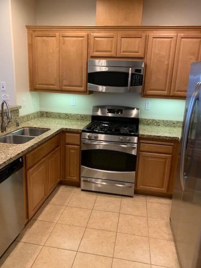 Foto del edificio - 3360 Maguire Way