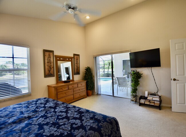 Foto del edificio - 6444 Autumn Woods Blvd