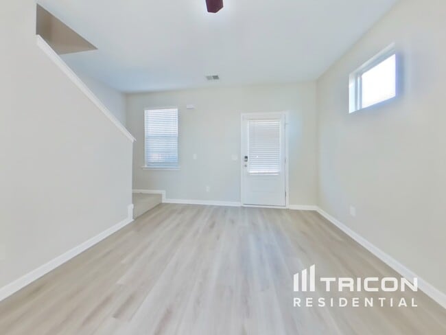 Building Photo - 19 Wesley Drew Ln
