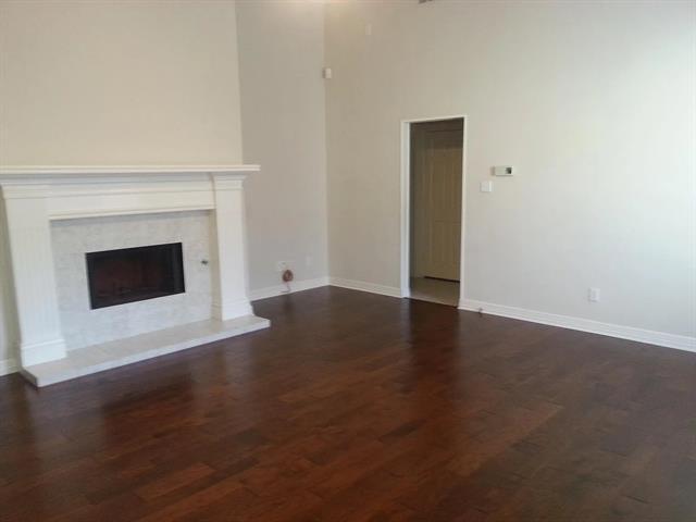 Building Photo - 908 Sunningdale
