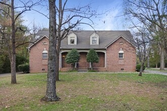 Building Photo - 1158 Sewanee Rd