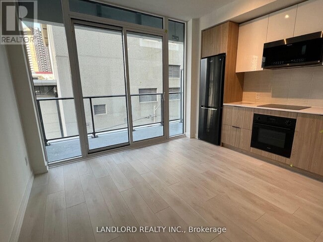 Building Photo - 5 Defries St