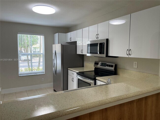 Foto del edificio - 12957 SW 30th Ct