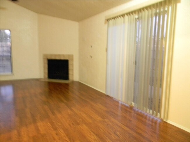 Foto del edificio - 4221 Heath St