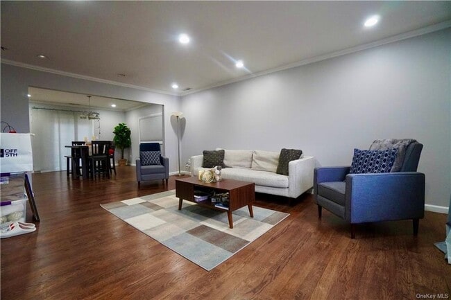 Building Photo - 139 Frederic St