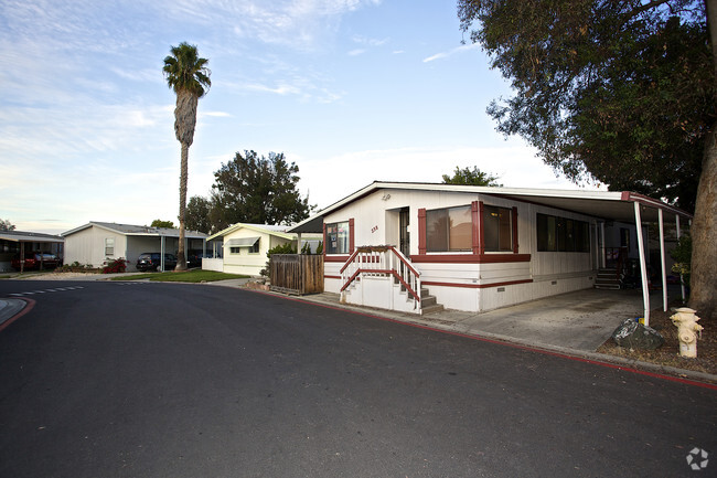 Building Photo - Summerset Mobile Home Park