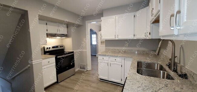 Building Photo - 4306 Kingsbury Ave