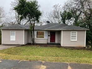 Building Photo - 2037 26th St Ensley