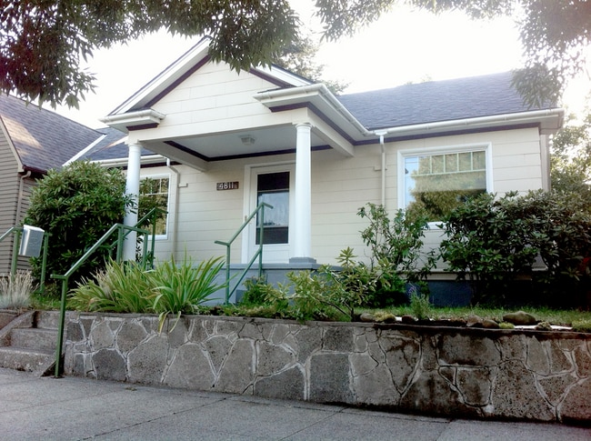 Building Photo - 4811 NE 31st Ave