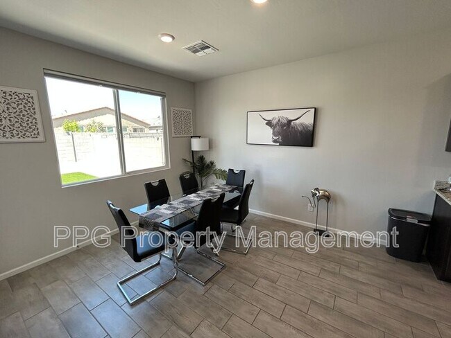 Foto del edificio - 17974 Avenida del Sol W