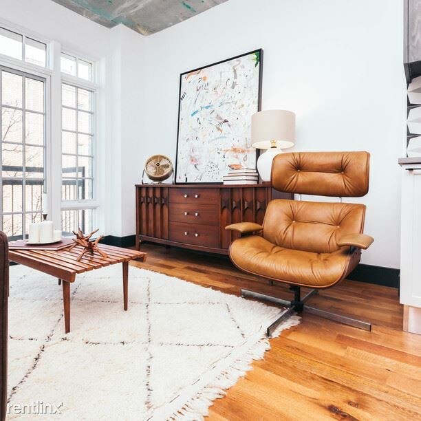 Foto del edificio - 803 Wyckoff Ave