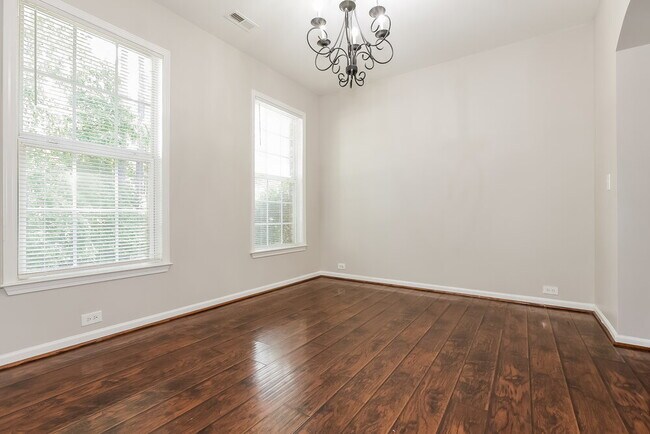 Foto del edificio - 4616 Burnt Fork Cir