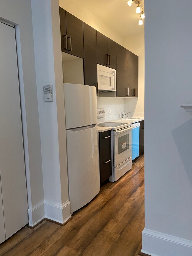 Foto del edificio - 2129 N St NW