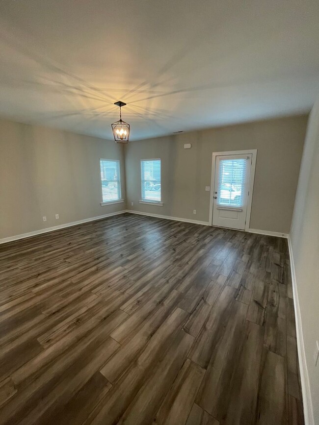 Building Photo - Home for Rent in Cullman, AL!! ***SIGN A 1...