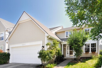Building Photo - 3240 Dunwoodie Rd