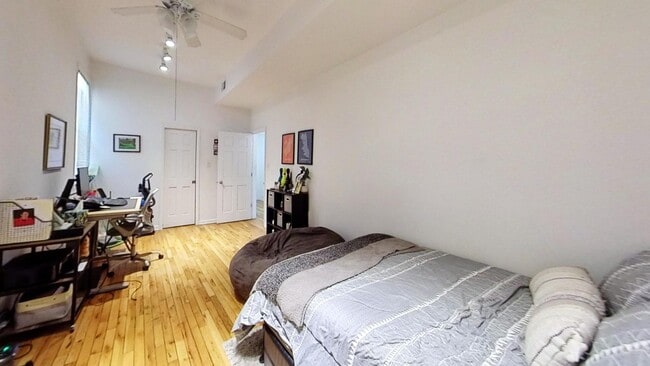 Foto del edificio - 916 W Roscoe St