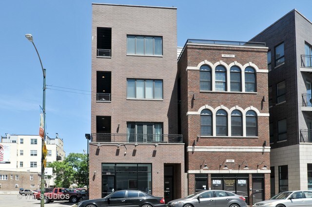 Foto principal - 2342 W North Ave