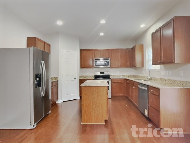 Building Photo - 4219 Patricia Ann Ct