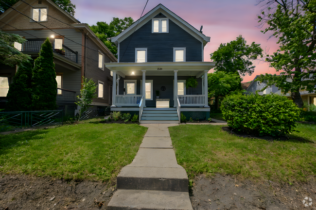 Building Photo - 2545-2 Cleinview Ave