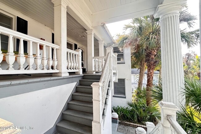 Building Photo - 55 Riberia St