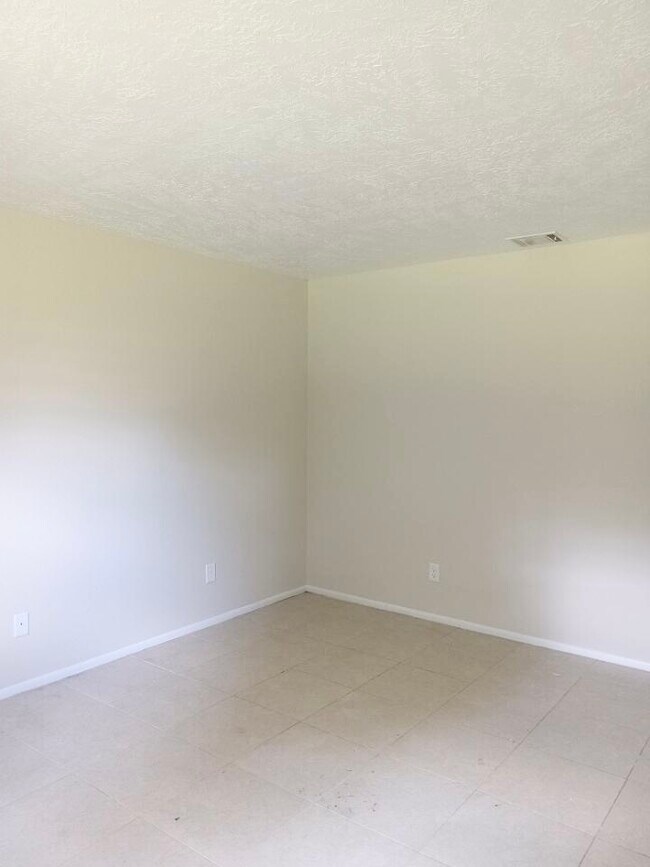 Foto del edificio - 5230 SE 31st St