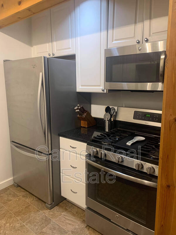 Foto del edificio - 2524 NE Jackson St