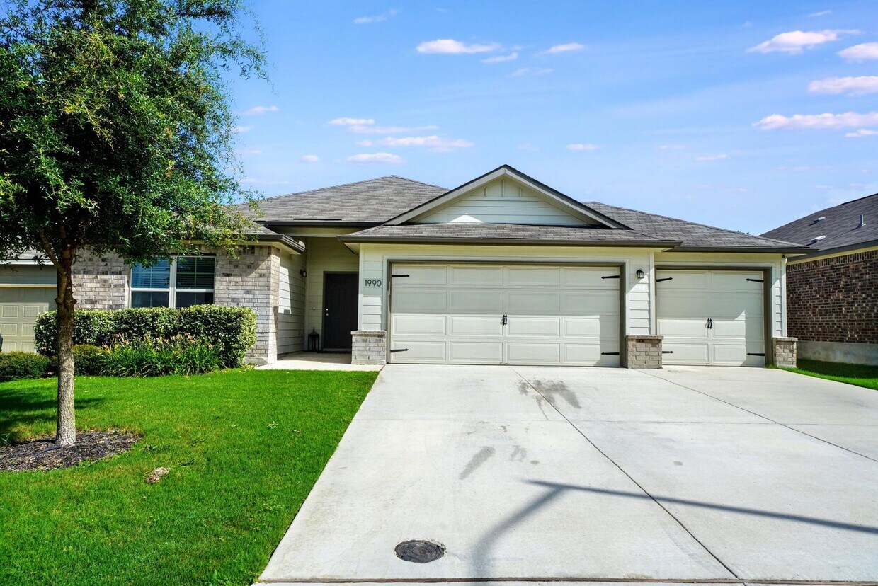 Primary Photo - Stunning Home with 3-Car Garage in New Bra...