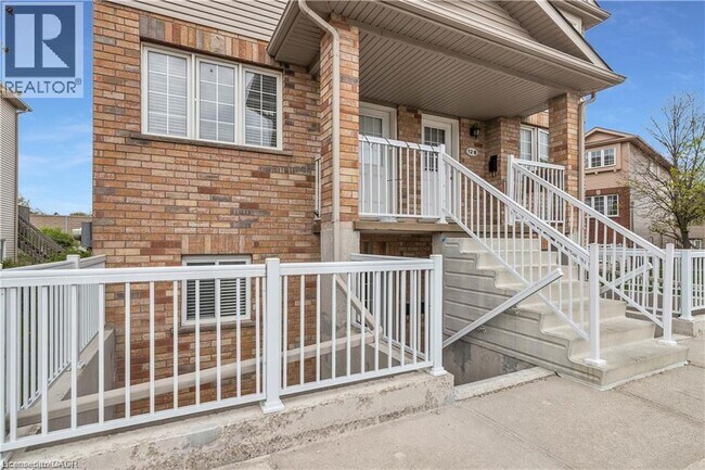 Building Photo - 50 Howe Dr