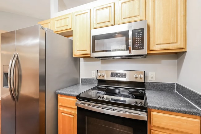 Building Photo - 140 Wayne Ave